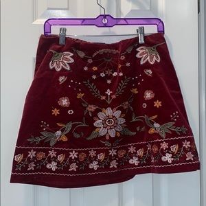 Short stitched skirt